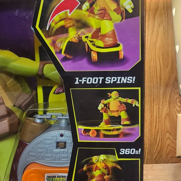 Remote control ninja turtle - Picture 4 of 4